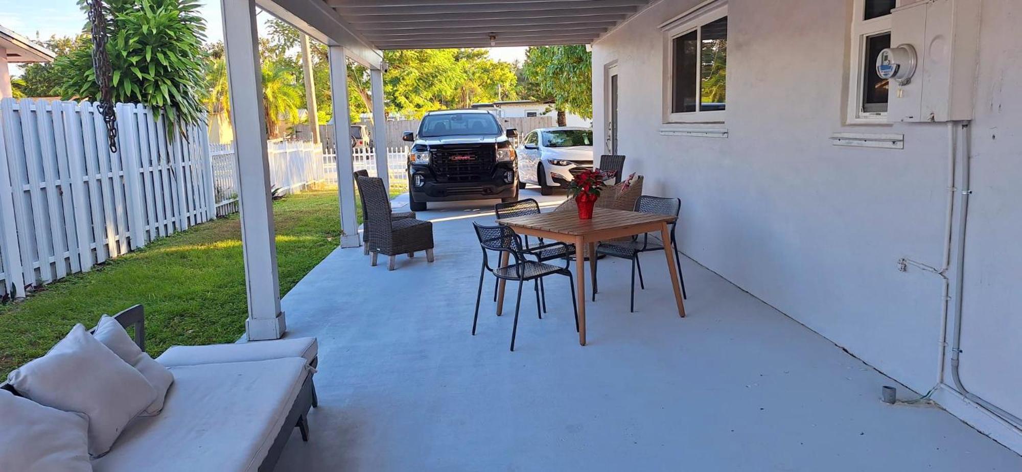 Holliday 3-Bedroom Duplex Parking Wifi Bbq Family Getaway Cutler Bay Exterior photo